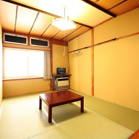 Lodge Yuki Otari Exterior photo