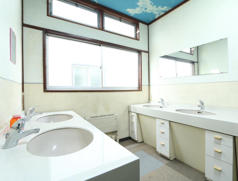 Lodge Yuki Otari Exterior photo
