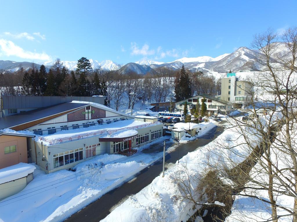 Lodge Yuki Otari Exterior photo