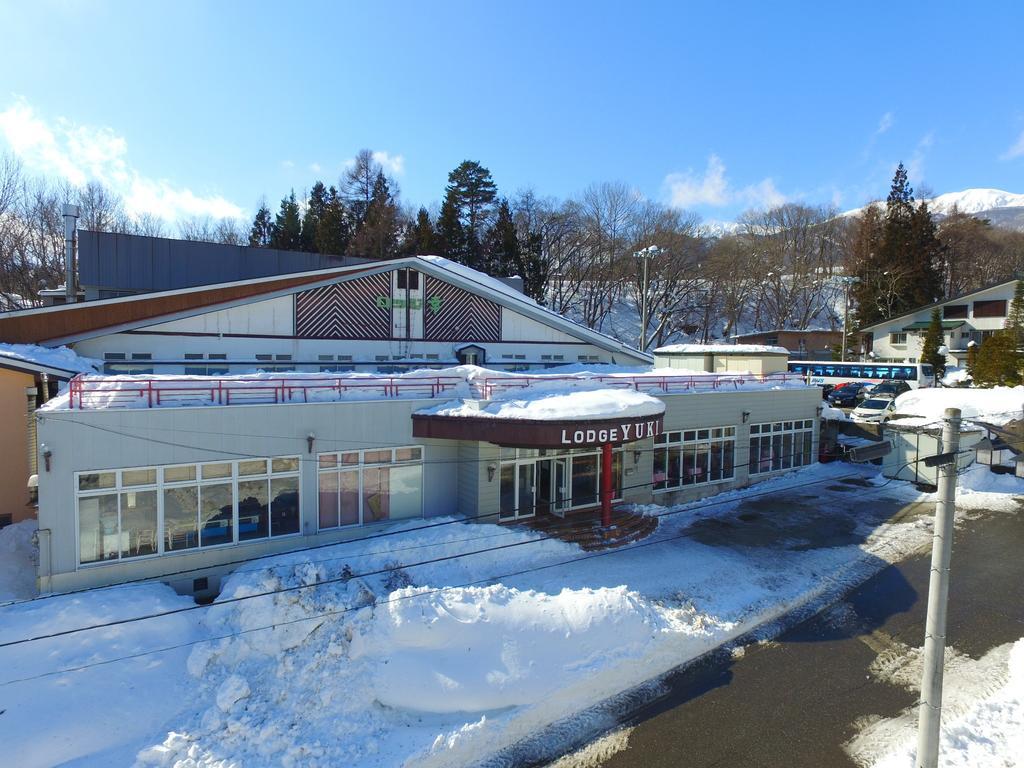 Lodge Yuki Otari Exterior photo